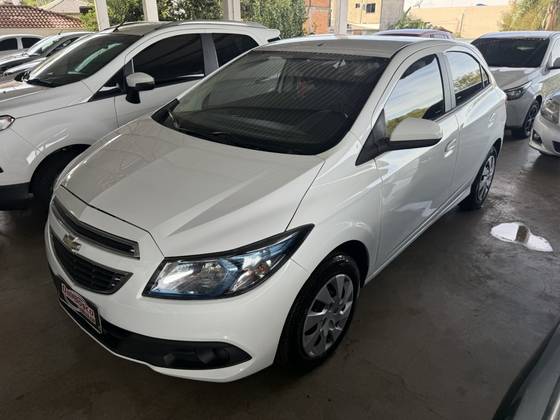 CHEVROLET ONIX 1.0 MPFI LT 8V FLEX 4P MANUAL CHEVROLET ONIX 1.0 MPFI LT 8V FLEX 4P MANUAL